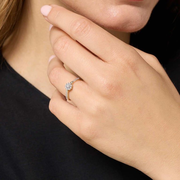 18k guldring, äkta diamanter - halo, 15 4