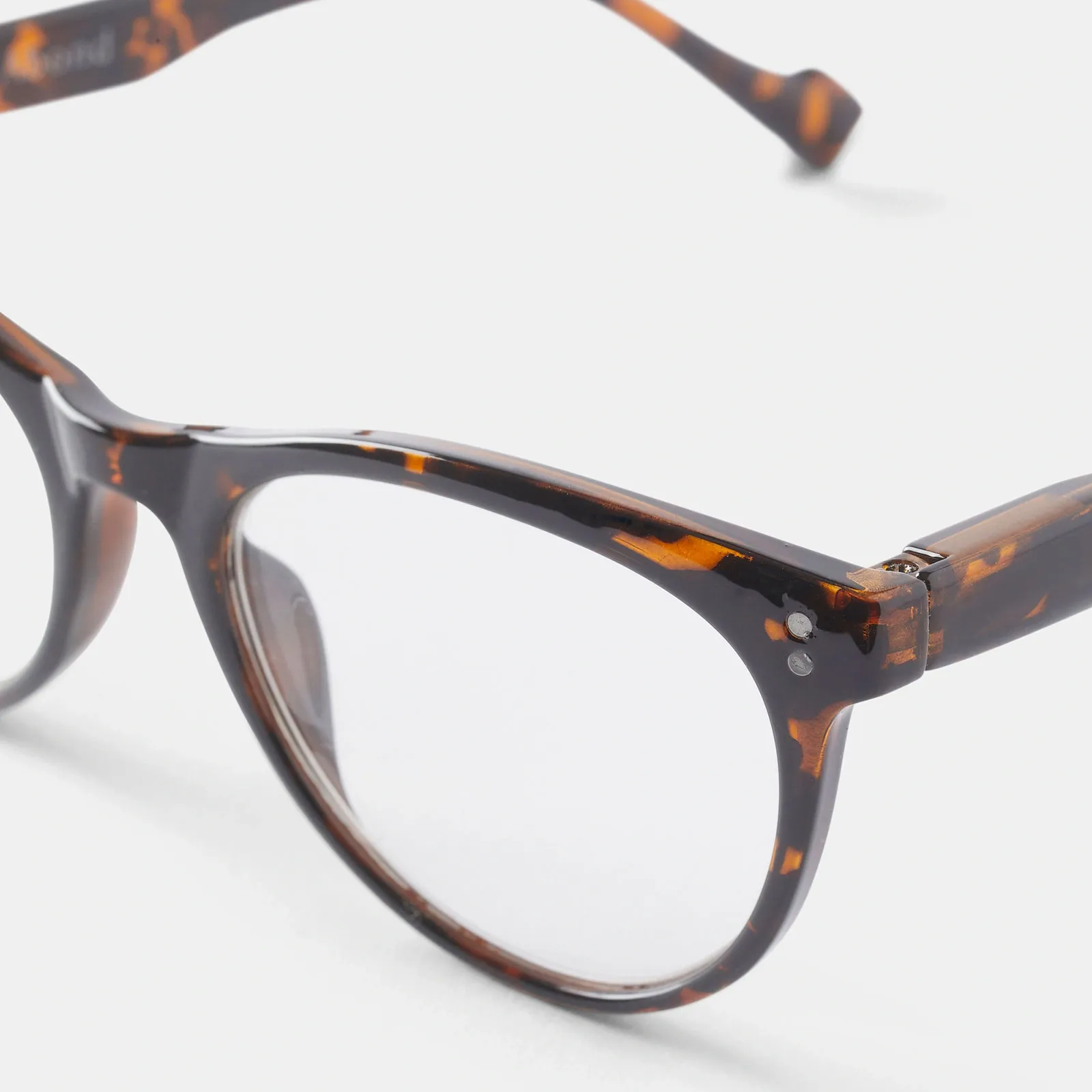 Bruna läsglasögon Cateye +2,5 2